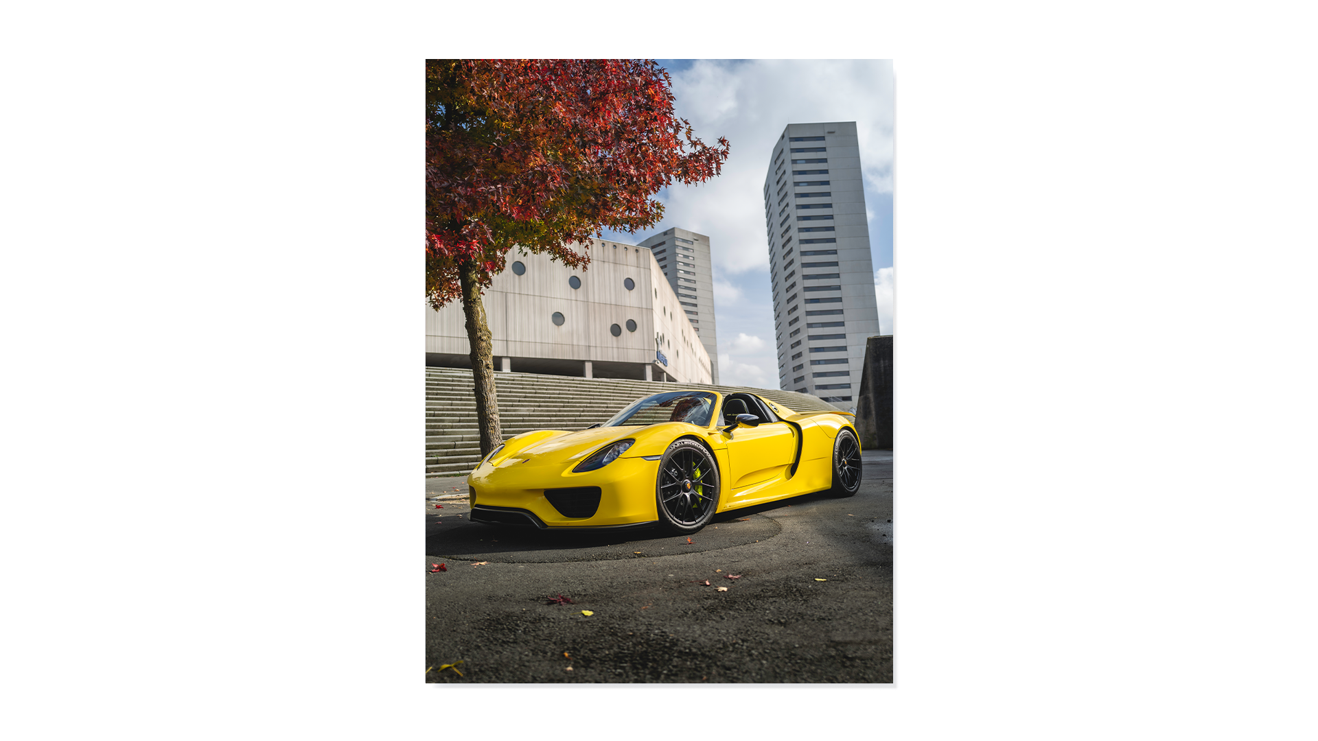 918